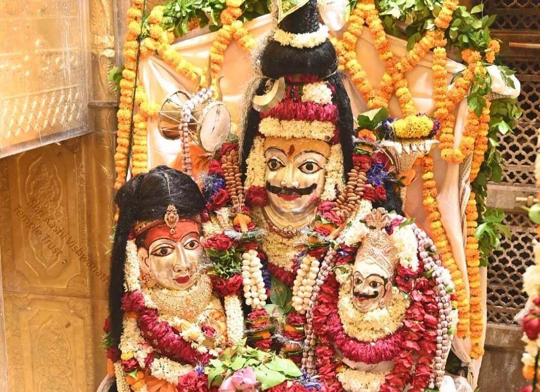 भगवान शिव के निवास स्थान काशी विश्व नाथ की मुख्य बातें क्या हैं ? भगवान शिव के निवास स्थान काशी विश्व नाथ की मुख्य बातें क्या हैं ? 150% 11