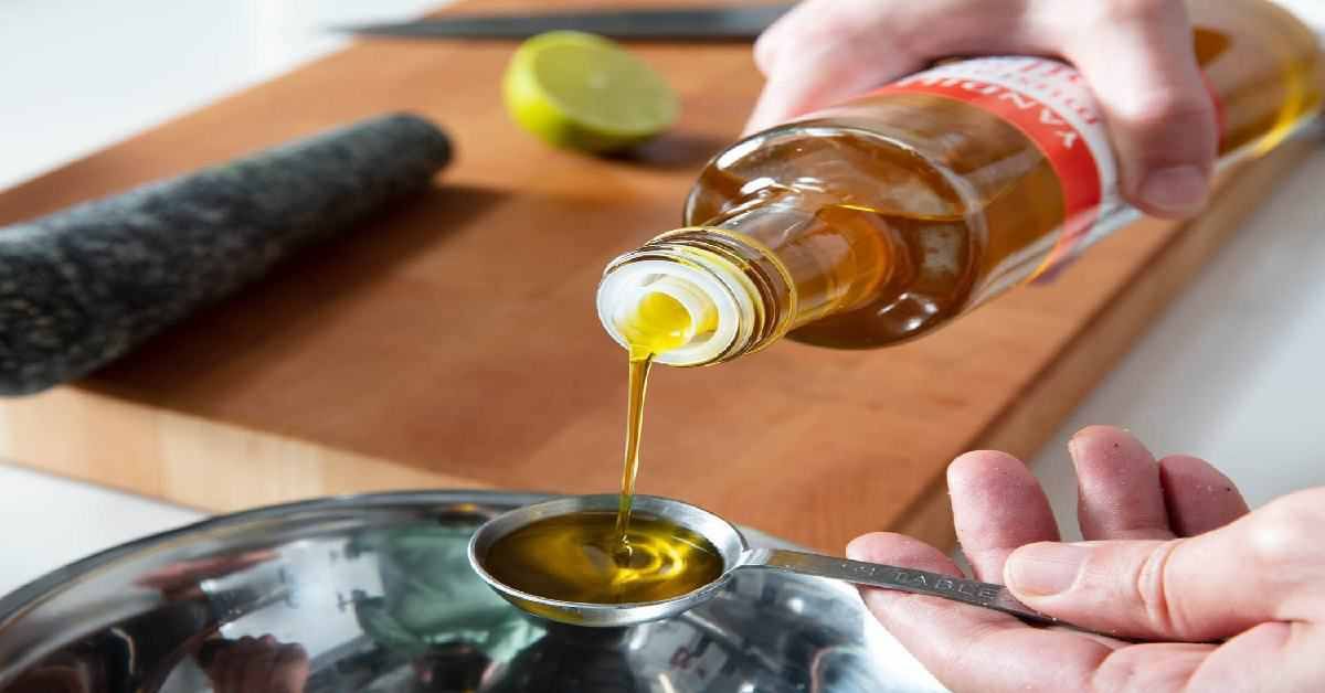 अपने खाने में तेल की मात्रा को सिमित करें
