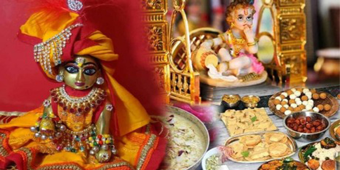 इसके बाद भगवान श्री कृष्ण के मंत्रों (ॐ नमो भगवते वासुदेवाय )का विधि-विधान से जप करें | मान्यता है कि जन्माष्टमी की रात को भक्ति-भाव के साथ श्रीमद्भागवत पुराण का पाठ और भजन का कीर्तन करने पर भगवान कृष्ण की विशेष कृपा बरसती है| यदि संभव हो तो आप पूरी रात भगवान श्री कृष्ण के लिए जागरण करते हुए सपरिवार भजन और कीर्तन करें| इस दिन जन्माष्टमी के व्रत मे फलाहार के रूप में कुट्टू के आटे की पूरी, मावे की बर्फी और सिंघाड़े के आटे का हलवा बनाया जाता है। घर की मंदिरों को भी सजाया जाता है। इस दिन विष्णु पुराण भगवत गीता पढ़ना बहुत शुभ माना गया है। पूजा करने के बाद सभी को प्रसाद वितरण करें। ध्यान रहे कि जन्माष्टमी मे व्रत का पारण 12:00 बजे के बाद किया जाता है।